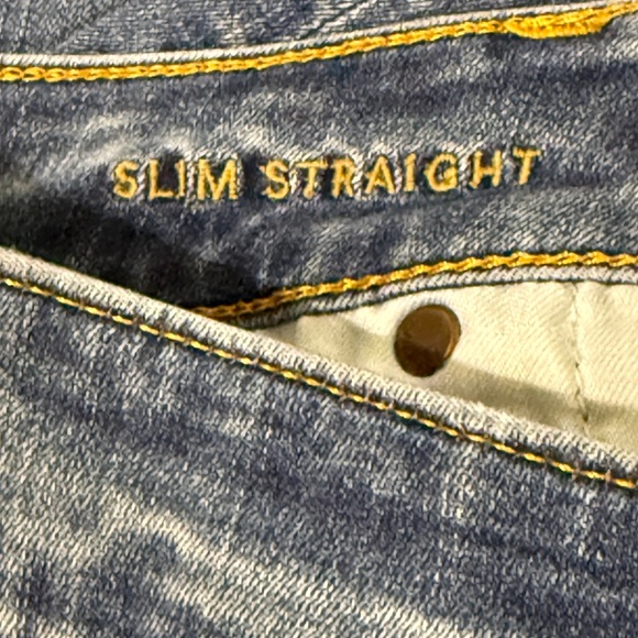 Men’s American Eagle Outfitters Flex Slim Straight Jeans in Medium Blue - Picture 5 of 8